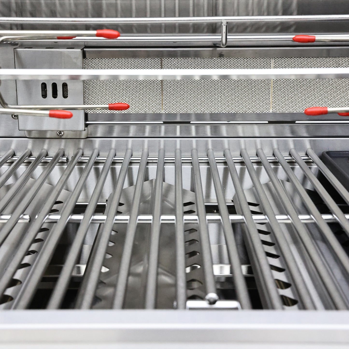 FORNO Bulnes 40-Inch BBQ, 95,000 BTU, 5 Burners, Sear & Rotisserie Infrared with Side Burner, Stainless Steel Outdoor Kitchen with 1.8 cu.ft. Beverage Center & Black Granite Countertops